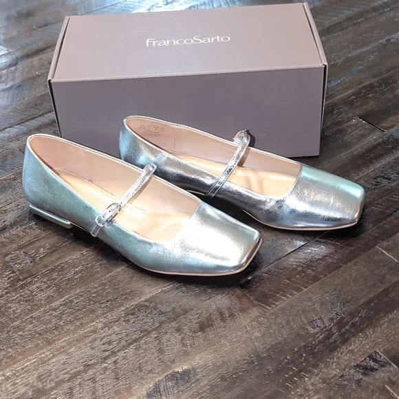 NWT - Franco Sarto Tinsley Metallic Silver Ballet Flats - Picture 6 of 11